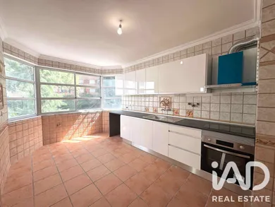 Apartamento T3 em Algueirão-Mem Martins