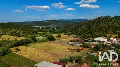 Moradia geminada em Coimbra