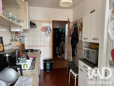 Apartamento T1 em Loures