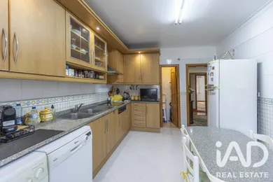 Apartamento T2 em Amadora