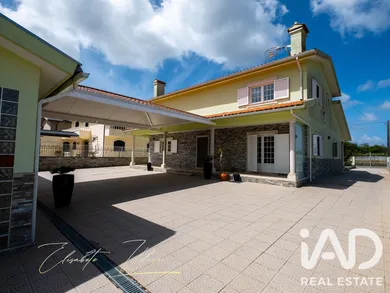 Detached house  in Covões