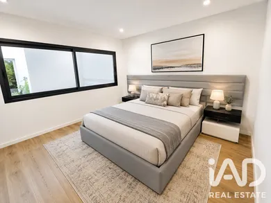 Detached house in Charneca de Caparica