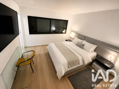 Detached house in Charneca de Caparica