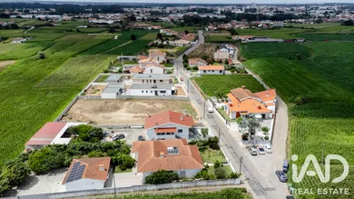 Single-storey house  in São João de Ovar