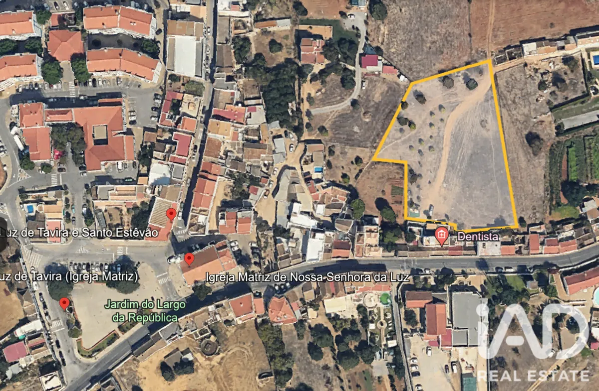Terreno de 4200 m² em Luz de Tavira
