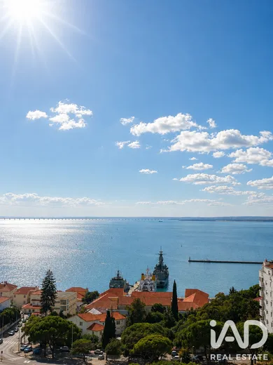 Apartment T2 in Almada