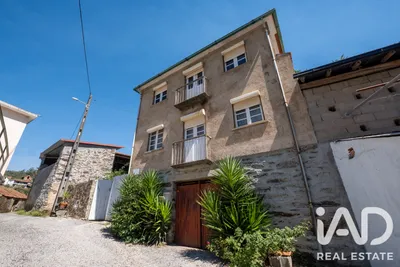 Fotografia 1 de Casa/Moradia 4 quartos de 246 m² em Marmelaira