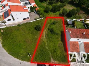 Terreno urbano em Pousos