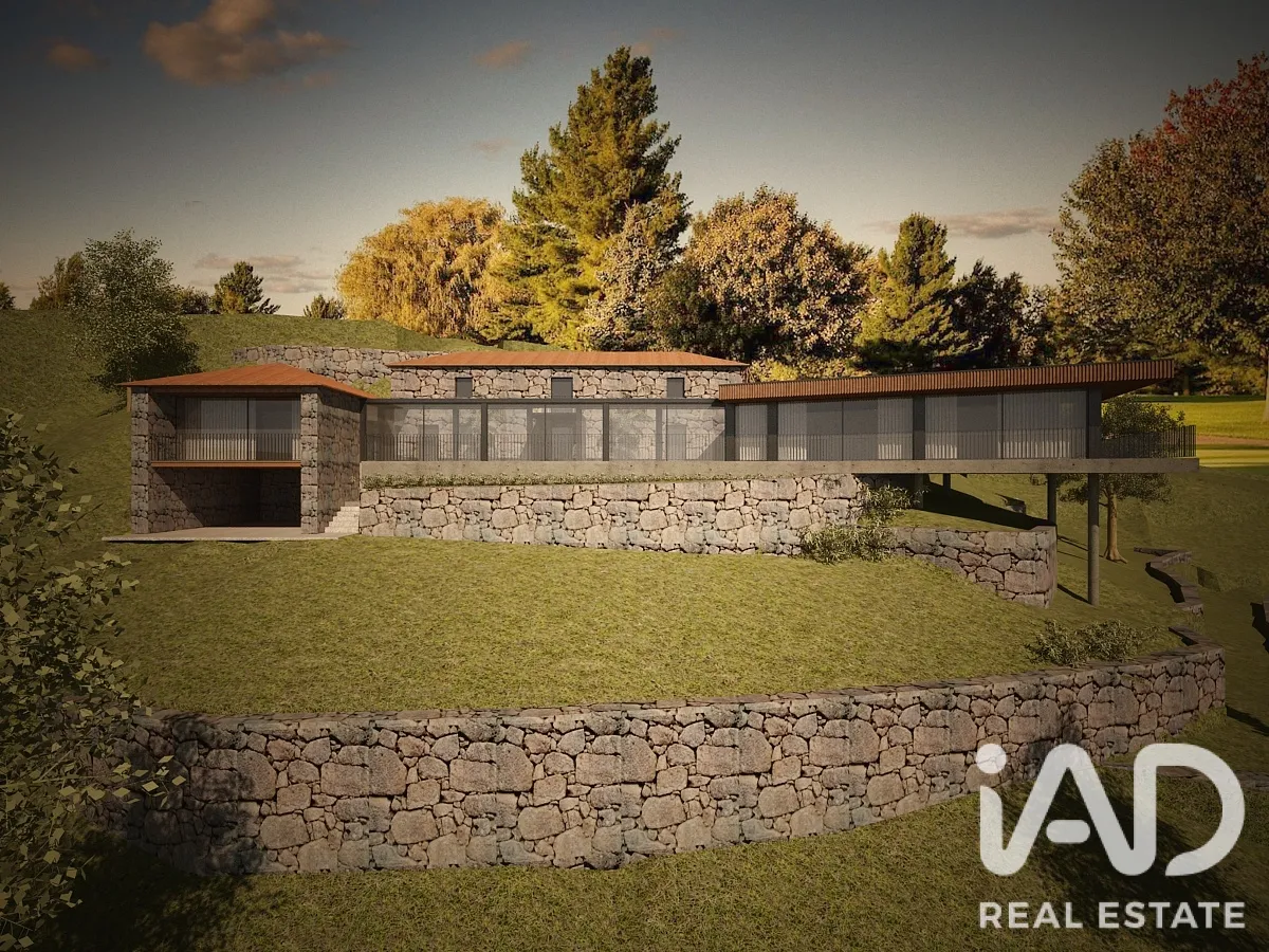 Terreno urbano de 8823 m² em Arcos de Valdevez