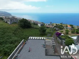 Terreno urbano  em Prazeres