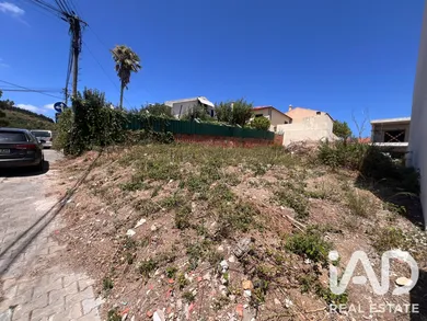 Building plot  in Loures