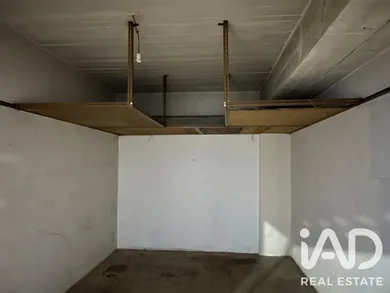 Garagem  em Almada