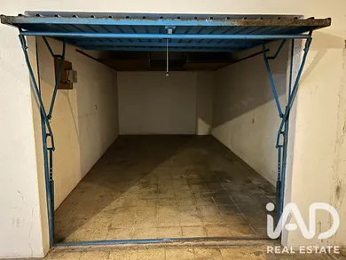 Garagem  em Almada