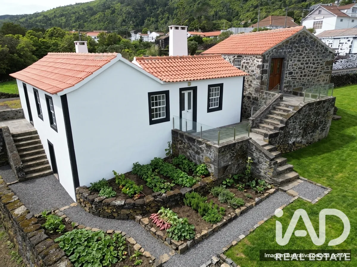 Moradia 2 quartos de 166 m² em Ribeiras