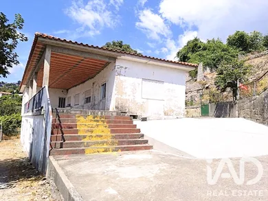 Casa/Moradia  em Vila Caiz