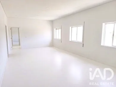 Casa/Moradia  em Vila Caiz