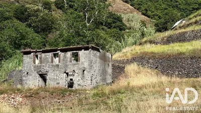 Fotografia 5 de Terreno de 493 m² em Ribeira Brava