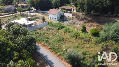 Fotografia 1 de Terreno de 559 m² em Ponte de Lima