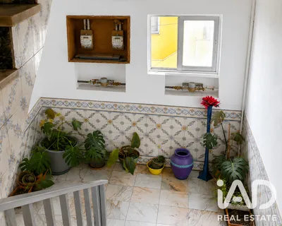 Fotografia 2 de Prédio de 200 m² em Póvoa Santo Adrião