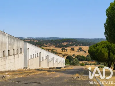 Fotografia 1 de Prédio de 4547 m² em Monforte