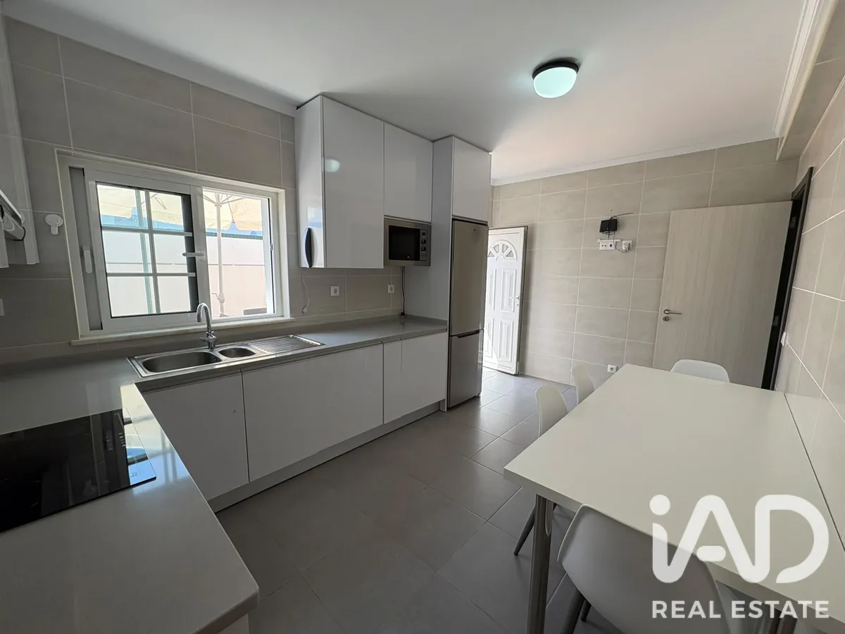 Casa/Moradia 3 quartos de 157 m² em MANTA ROTA