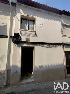 House  in Borba