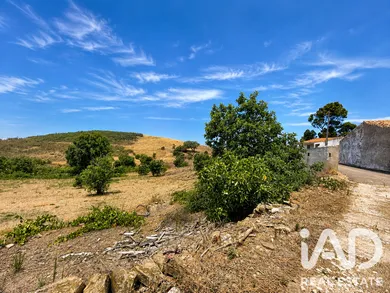Building plot  in Conceição