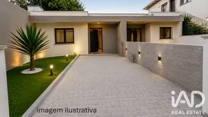 Moradia geminada em Barcelinhos