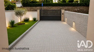 Moradia geminada em Barcelinhos