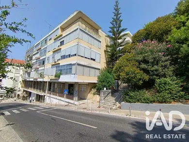 Apartamento T1 em Sacavém