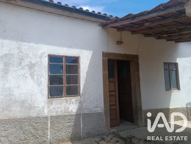 Moradia térrea em Brunhozinho