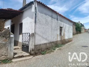 Moradia térrea em Brunhozinho