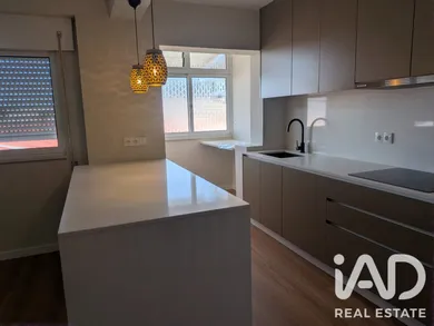 Apartamento T4 em Porto