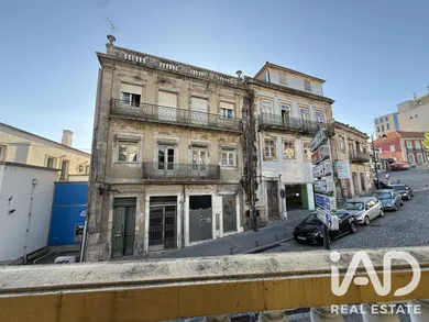 Prédio em Peso da Régua