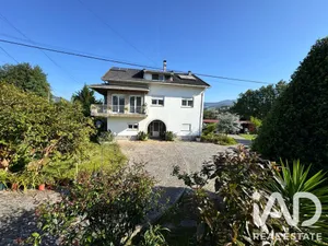 Maison bifamiliale à Ponte de Lima