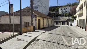 Maison mitoyenne  à Peso da Régua