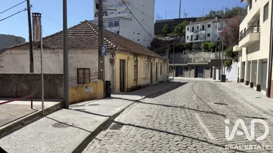 Moradia em banda em Peso da Régua