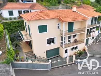 Moradia geminada em Funchal