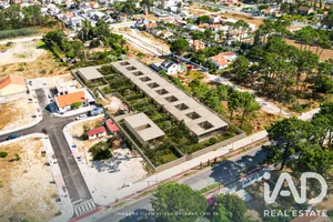 Building plot  in Charneca da Caparica