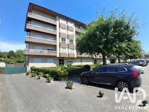 Appartement  à Fânzeres