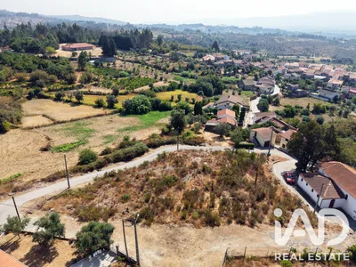 Fotografia 1 de Terreno rústico de 1600 m² em Mangualde