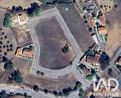 Terreno urbano  em Aldeia da Ribeira