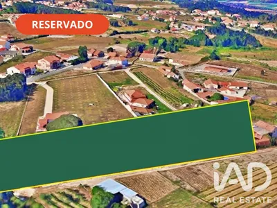 Fotografia 4 de Terreno urbano de 1672 m² em Nadadouro
