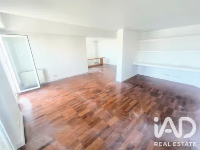 Apartamento T3 em Lisboa