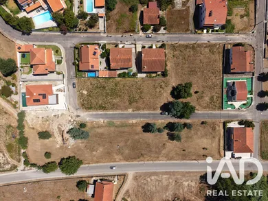 Terreno urbano em Santa Comba Dão
