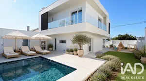 Casa/Moradia  em Charneca de Caparica