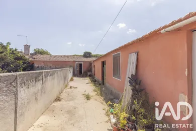 Single-storey house in Arruda dos Vinhos