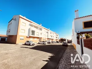 Apartamento T2 em Alpiarça