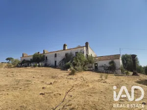Herdade em União de Freguesias Alandroal
