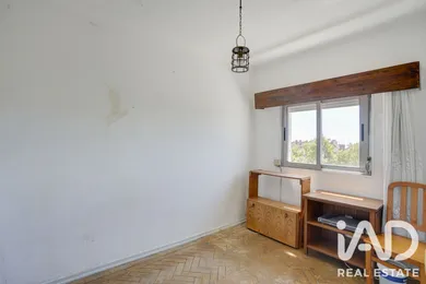 Apartamento T3 em Sacavém